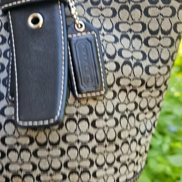 Coach Signature Shoulder Tote Bag Handbag Black and Tan Leather/canvas - Picture 5 of 15